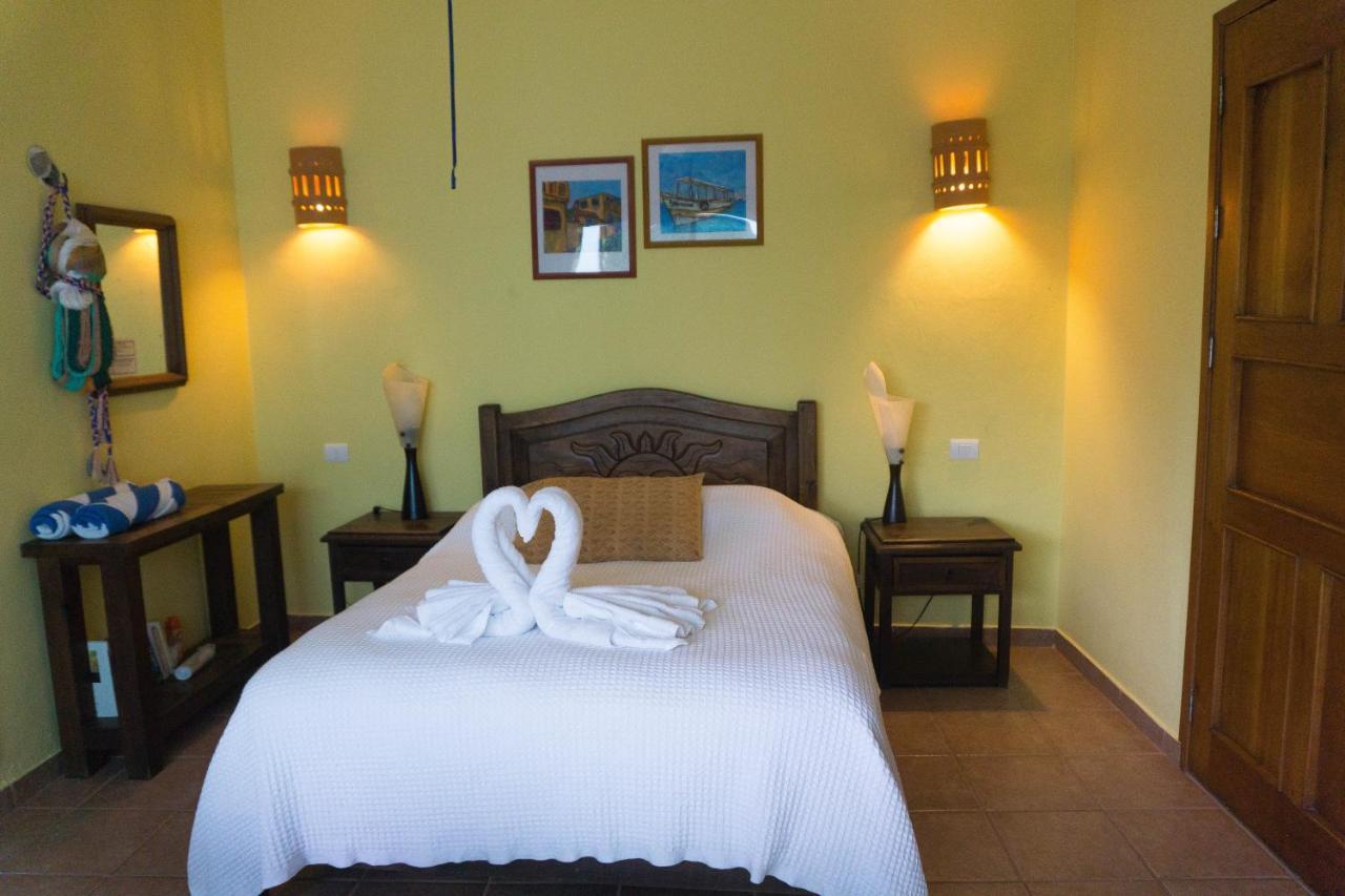 Sea Hawk Suites Isla Mujeres Zewnętrze zdjęcie